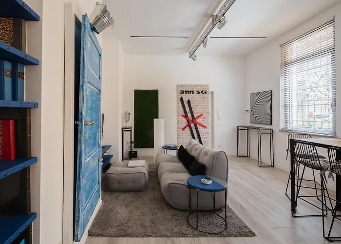 Pop-art Design Apartment Rom